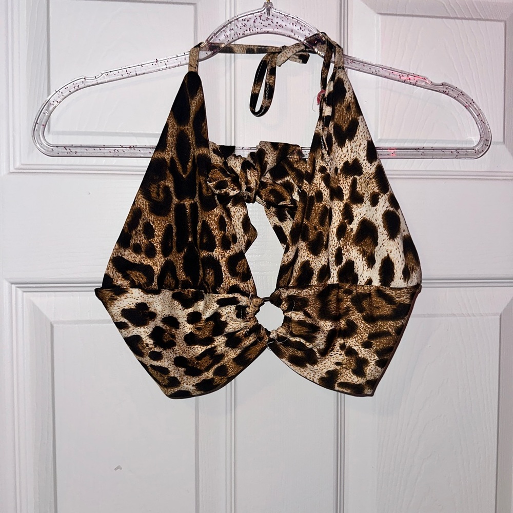 Cheetah print top 🐆